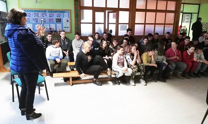 A mobiltelefonok káros hatása volt az előadás témája